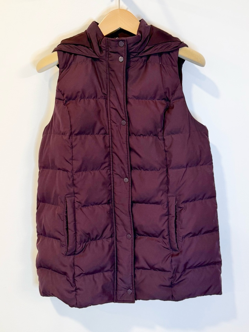 J.Jill Down Vest Plum Hooded Puffer Long Quilted Snap Zip Pockets Women's Medium